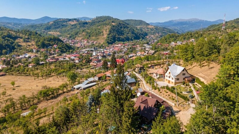 Cerasu, Prahova Oportunitate investitie teren  3.485 mp View spectaculos